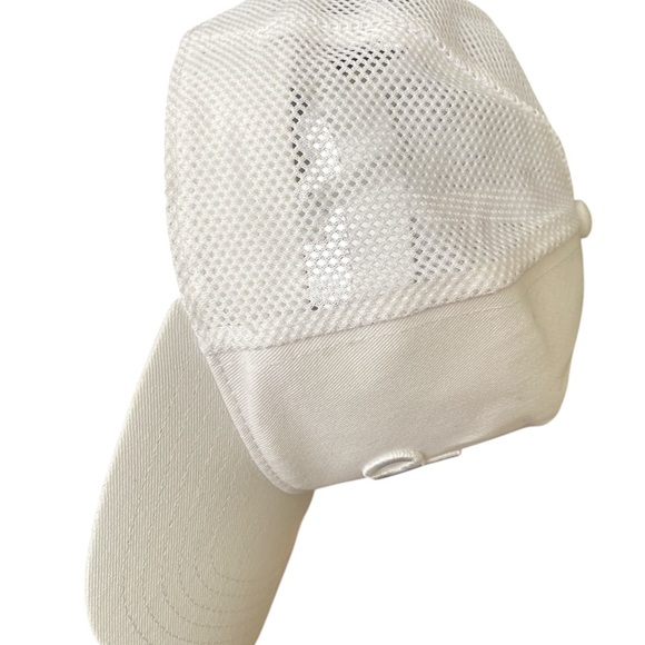 Alo White Baseball Cap Unisex - Picture 10 of 11